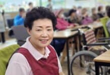 “고맙습니다, 선생님”… 요양보호사의 하루를 따라가다
