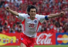선동열은 사라졌다, 홍명보도 사라질 것인가 대한민국 축구대표팀 선수 시절 등번호 20번을 달고 골 세리머니를 펼치는 홍명보