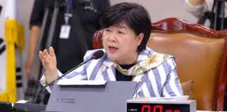 “무지하게 굴지 마라” 호통치더니…서영교의 기괴한 ‘헌법 파괴’에 터진 실소