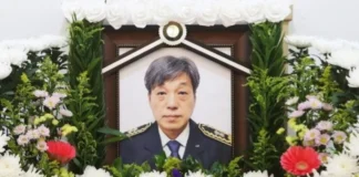 김진석 소방위 순직, 소방관이 ‘재정 빨대’라고? 그렇다면 국가의 돈을 그들에게 쏟아부어라 고 김진석 소방위의 영정사진